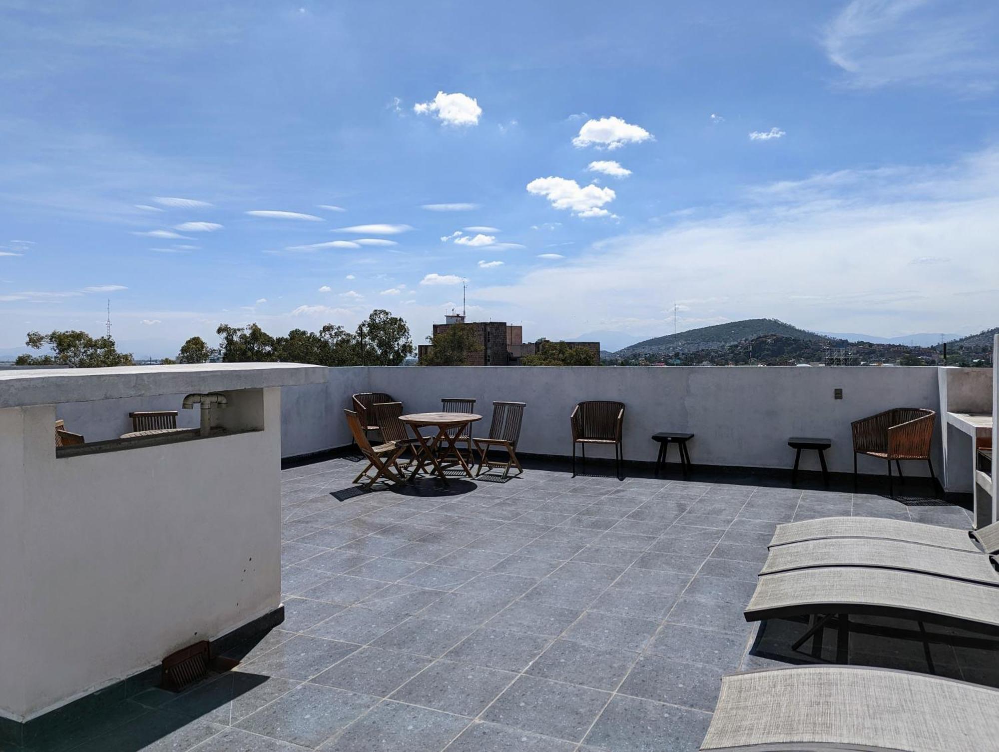 Homestay Privada Con Balcon En Zona Norte Cmdx