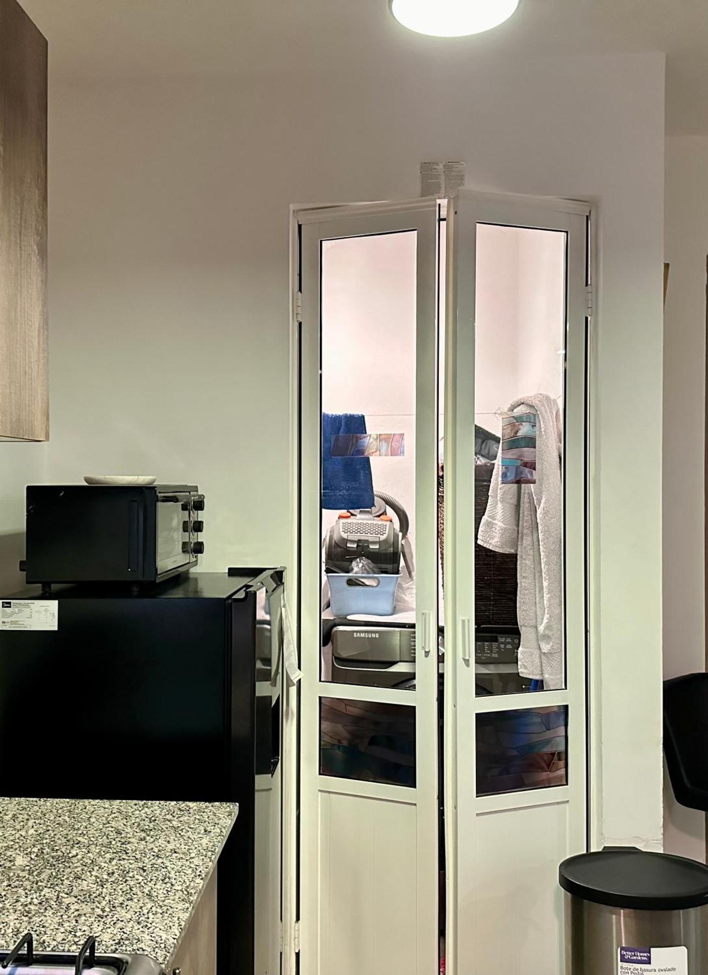 Privada Con Balcon En Zona Norte Cmdx Homestay Mexico City