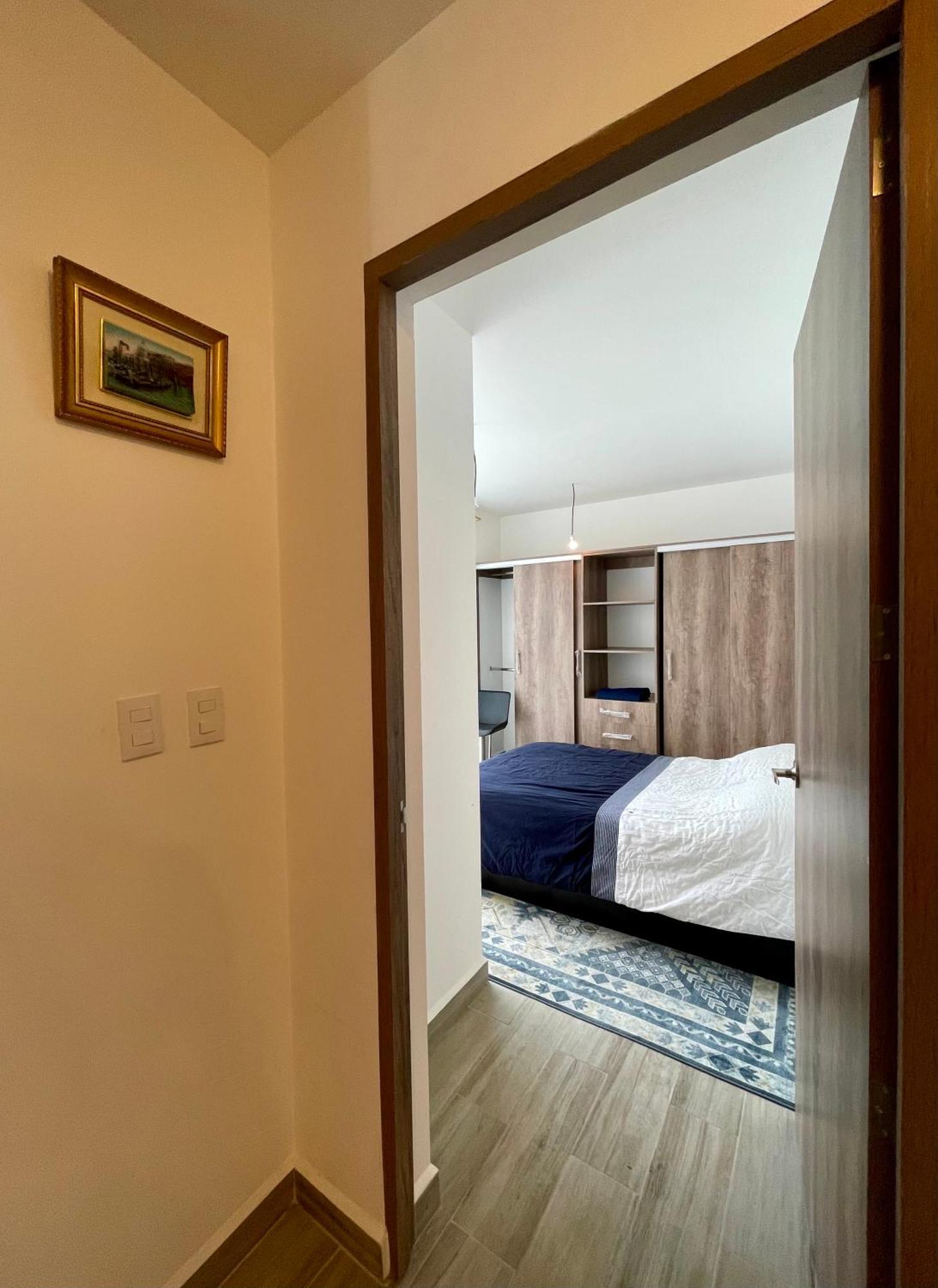 Privada Con Balcon En Zona Norte Cmdx Mexico City