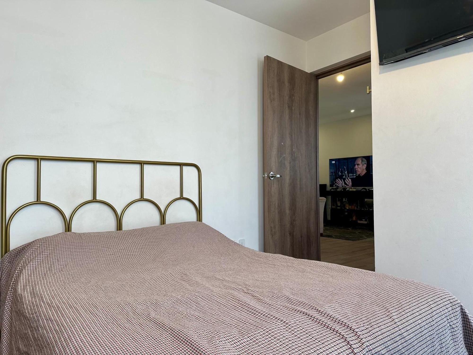 Privada Con Balcon En Zona Norte Cmdx * Mexico City