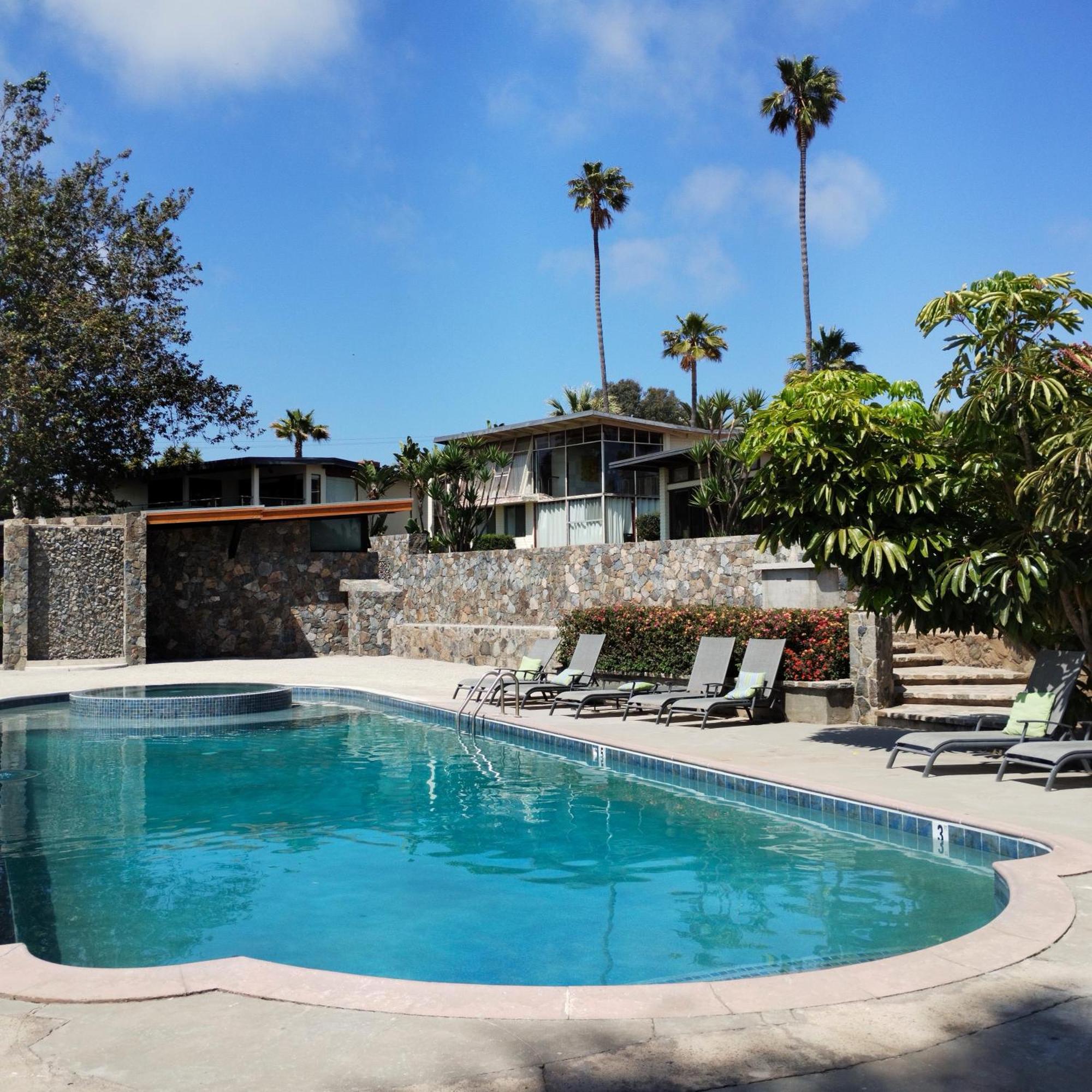 Papagayo Hotel Ensenada