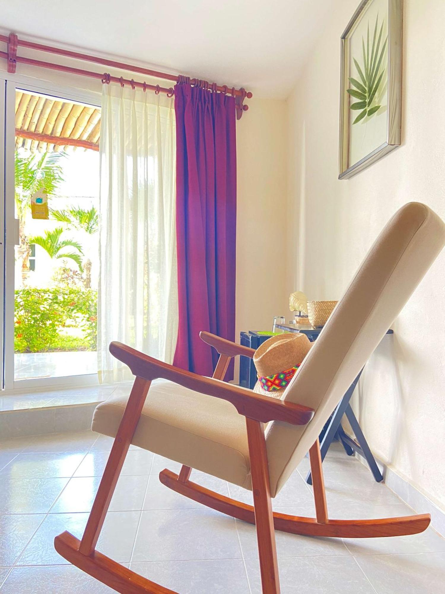 Puerto Front Hotel