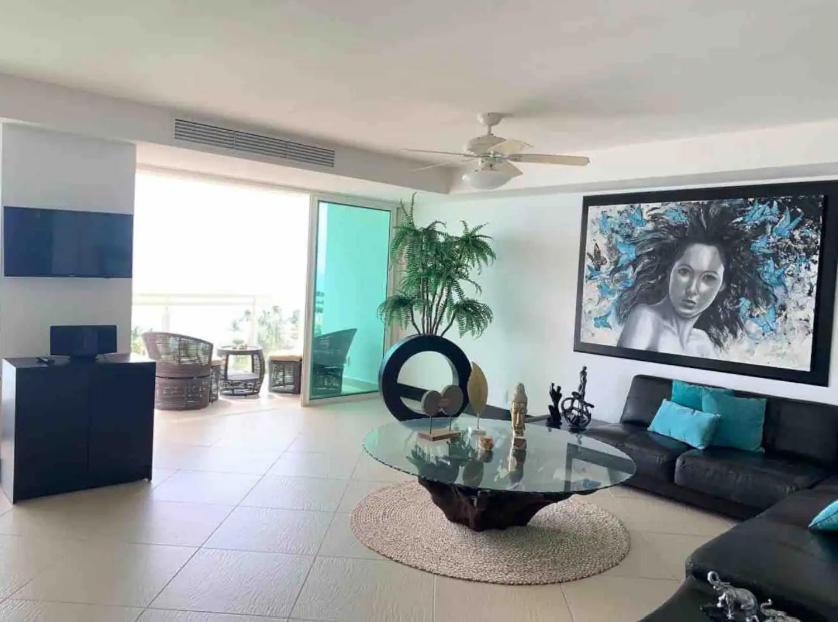 Bay View Grand Marina-802north Tower