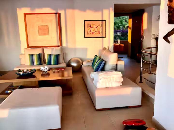 Apartment Palmetto 2-story Luxury *