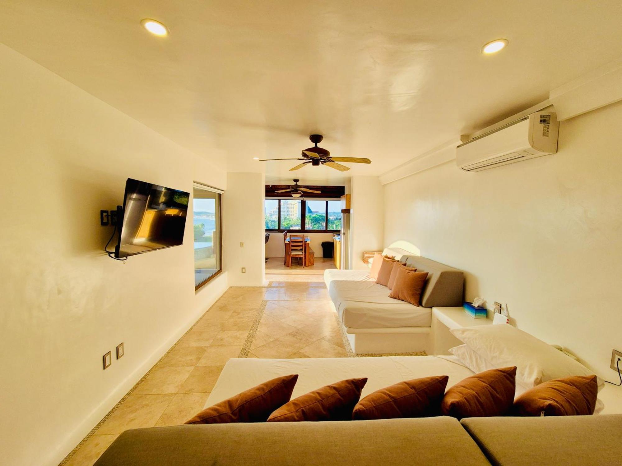 Residencia Frente Al Mar Con Jacuzzi Y Vista A La Playa Apartment