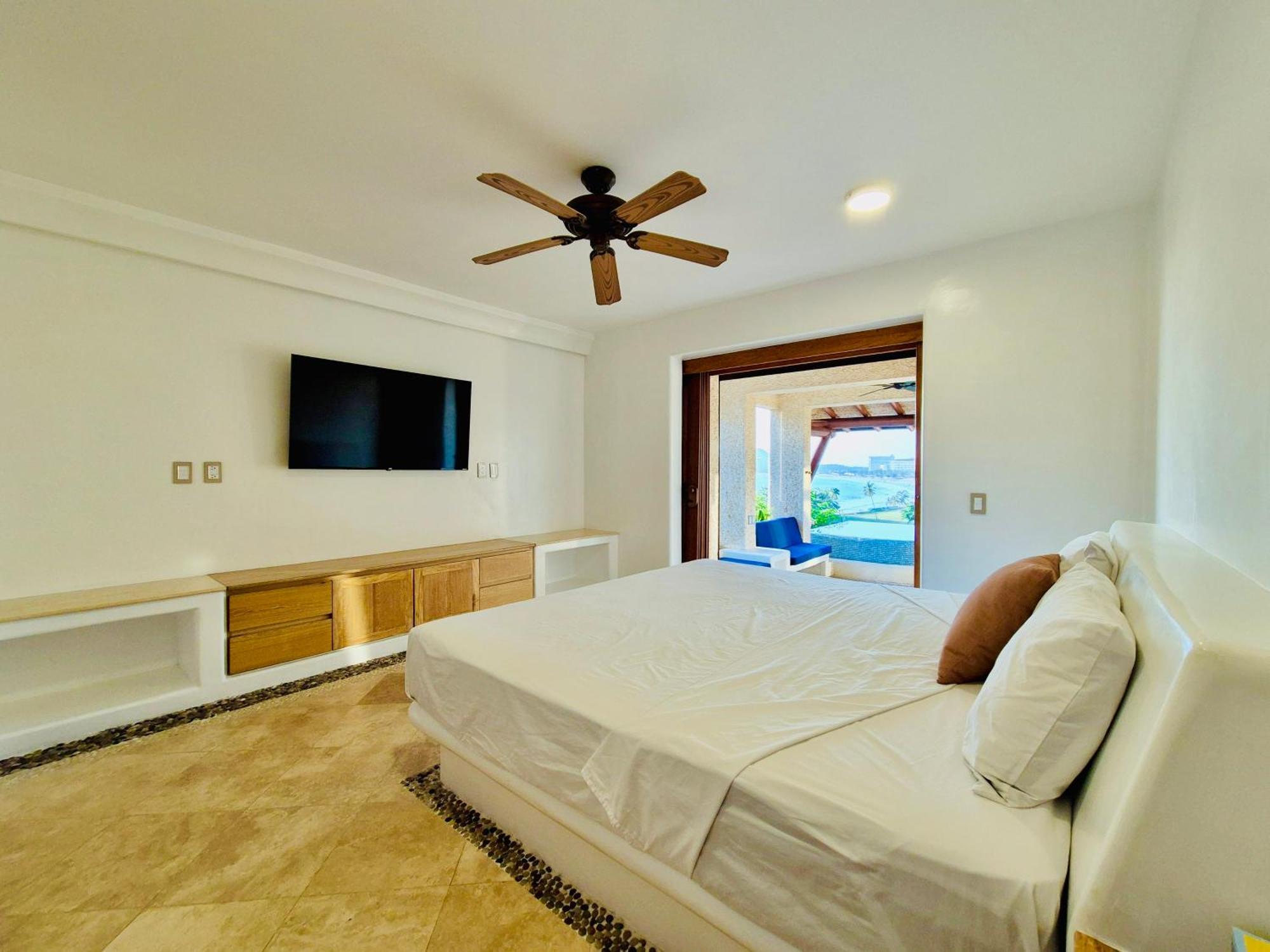 Residencia Frente Al Mar Con Jacuzzi Y Vista A La Playa * Ixtapa (Guerrero)