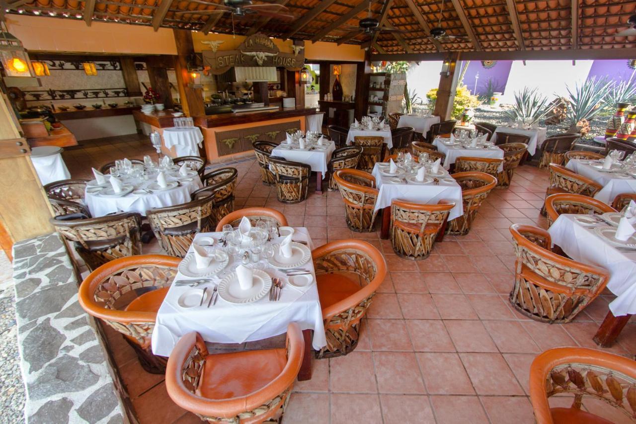 Decameron Cocos Guayabitos, Ramada Resort 3*