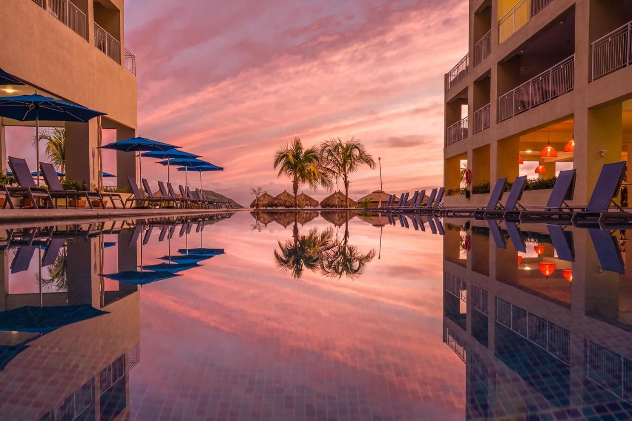 Decameron La Marina Guayabitos, Ramada Resort