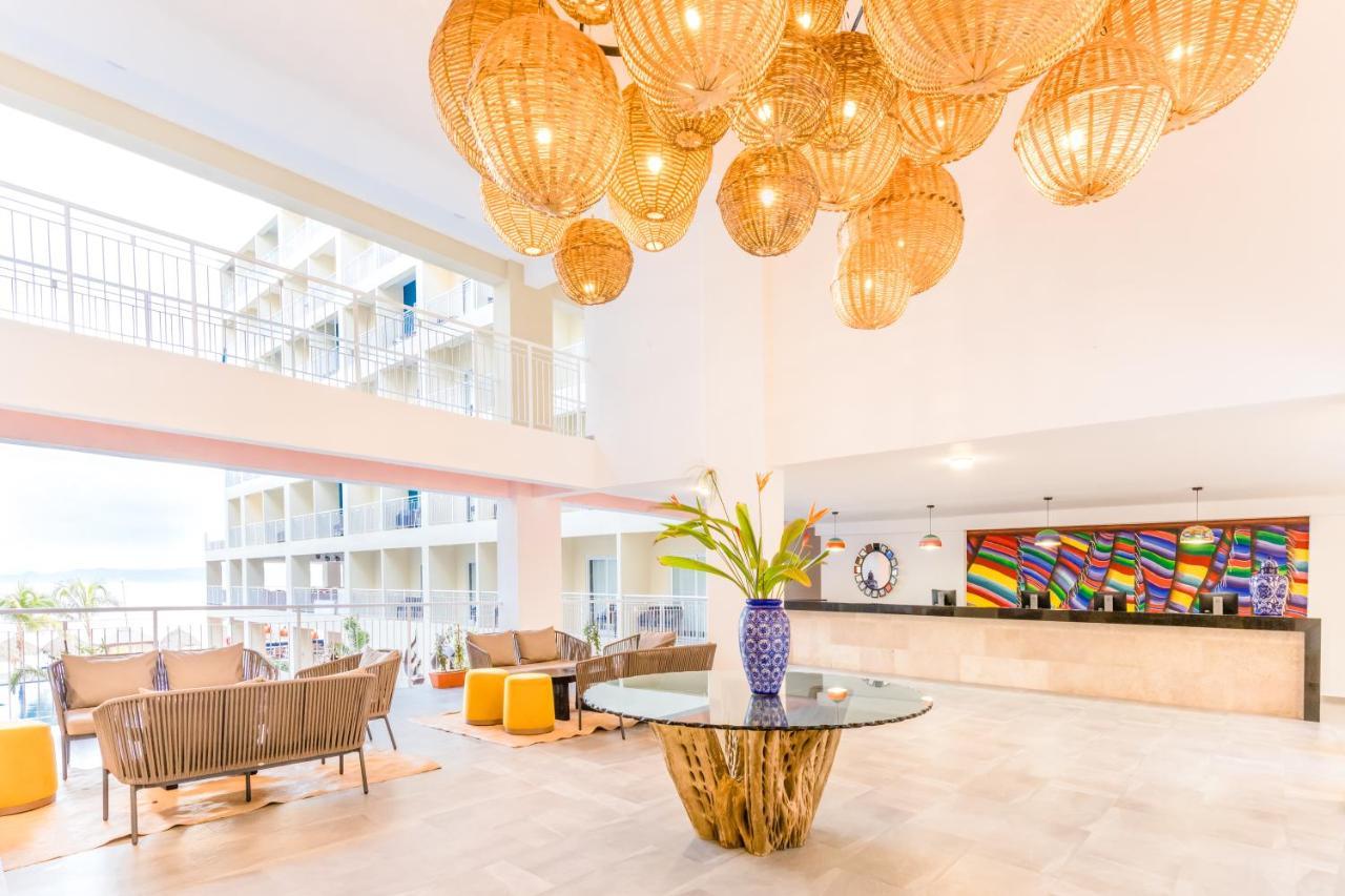 Decameron La Marina Guayabitos, Ramada Resort