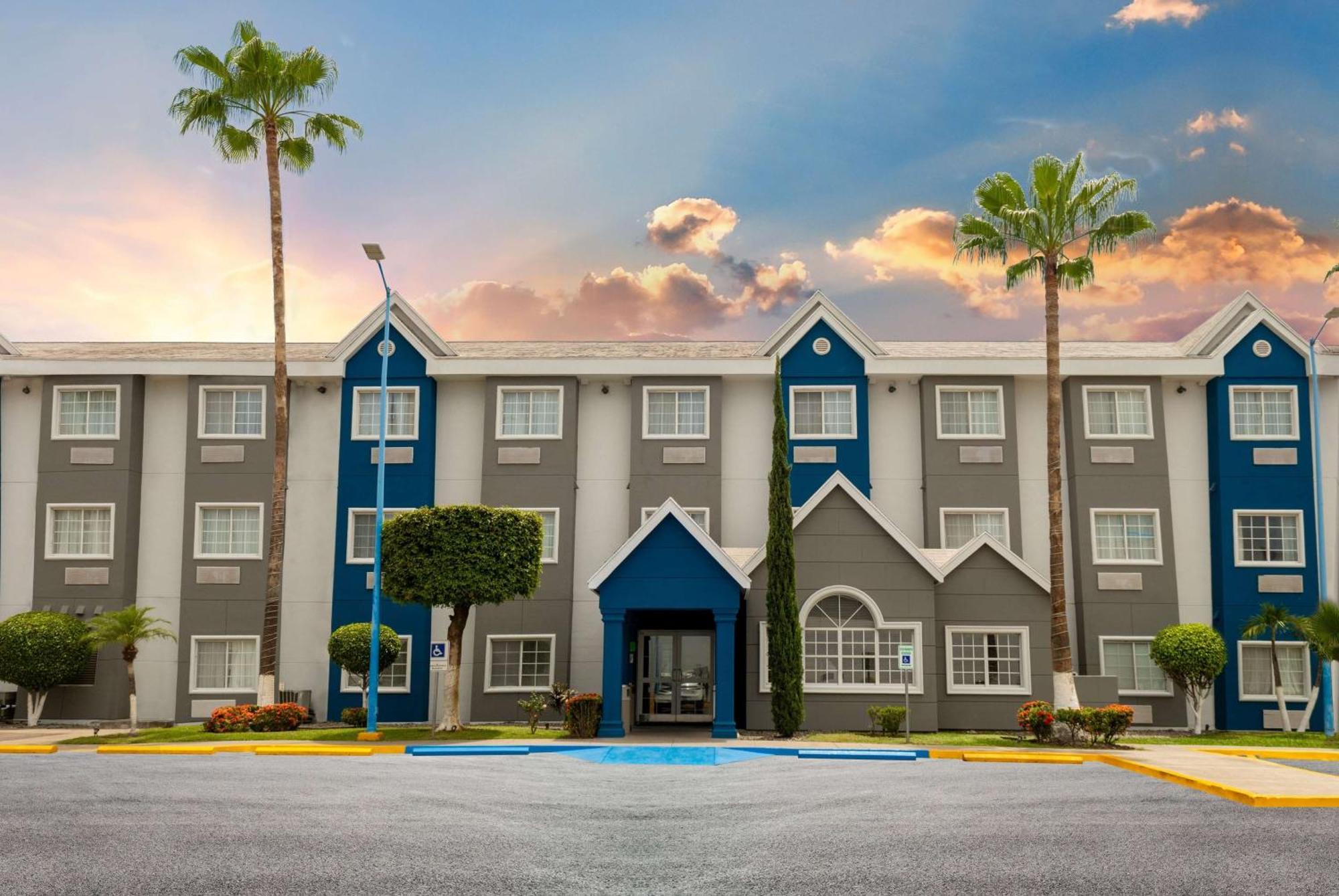 Microtel & By Wyndham 3* Culiacan
