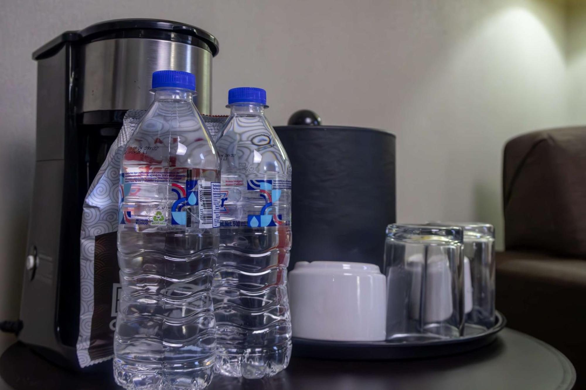 Western Monterrey Airport Hotel