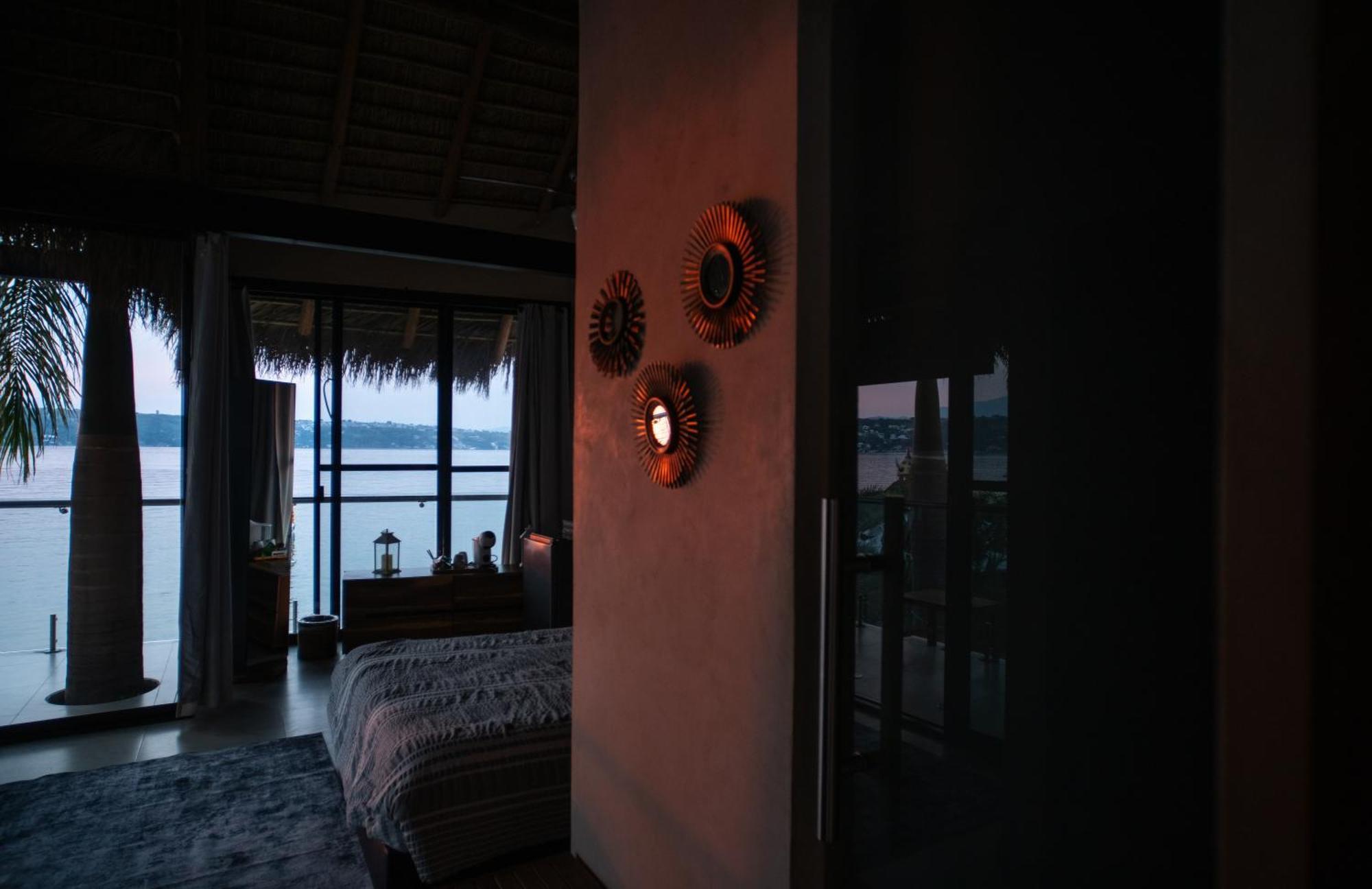 Playa Vikingos Tequesquitengo Resort *