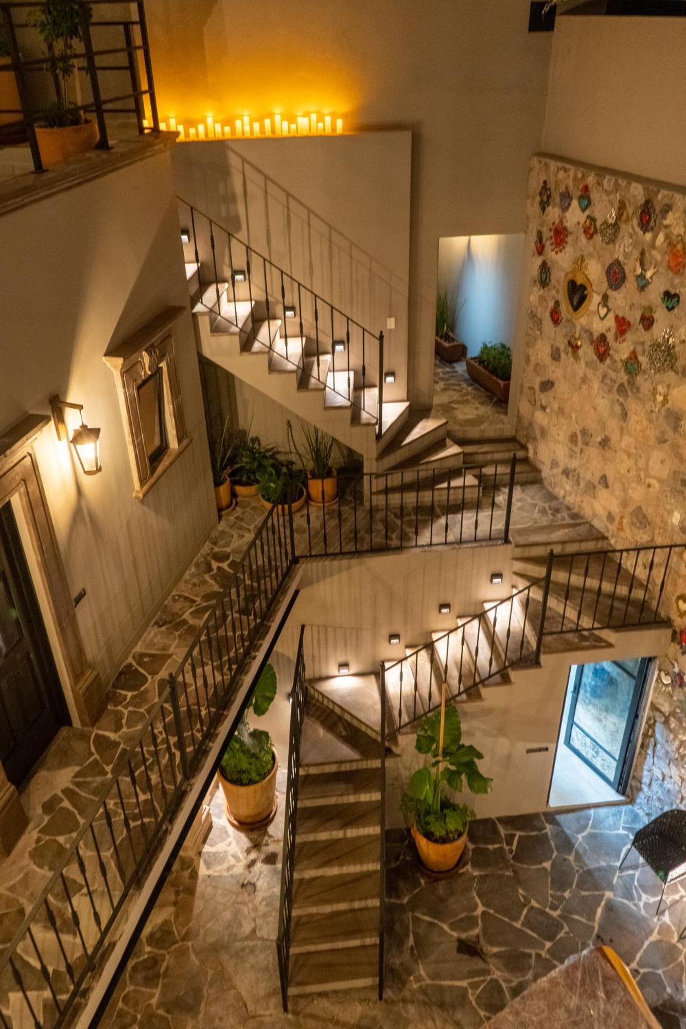Casa *