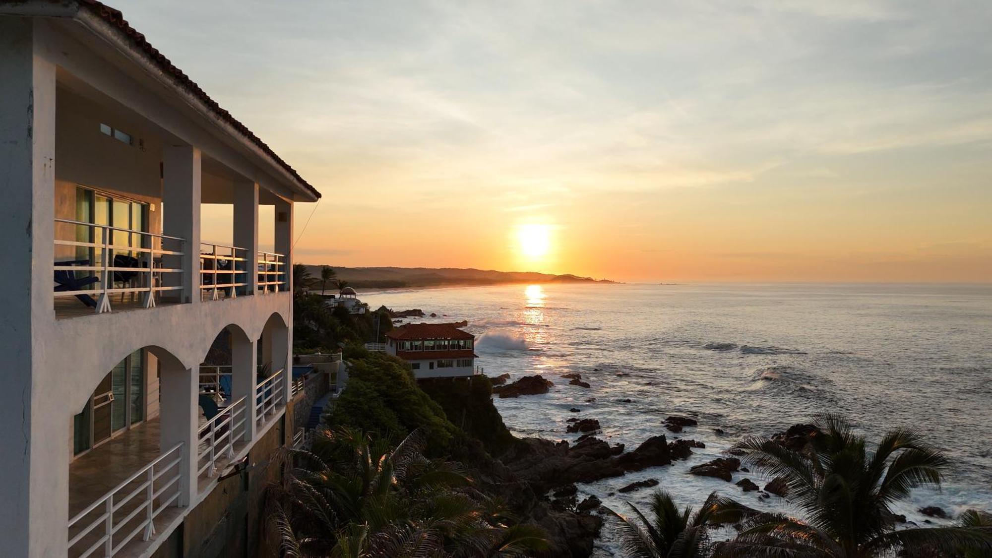 Luz De Mar ' Right On The Bed & Breakfast *