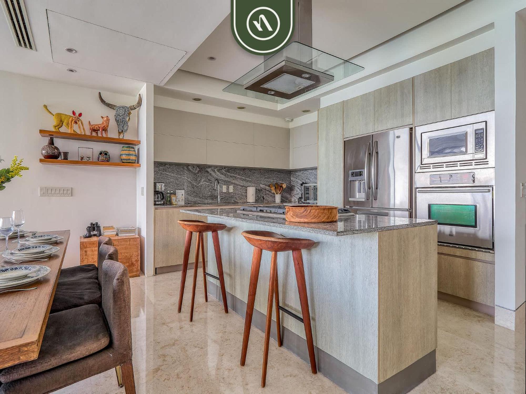 Luxury 3 Bedroom - Beachfront - Multiple Pools Apartment Puerto Vallarta