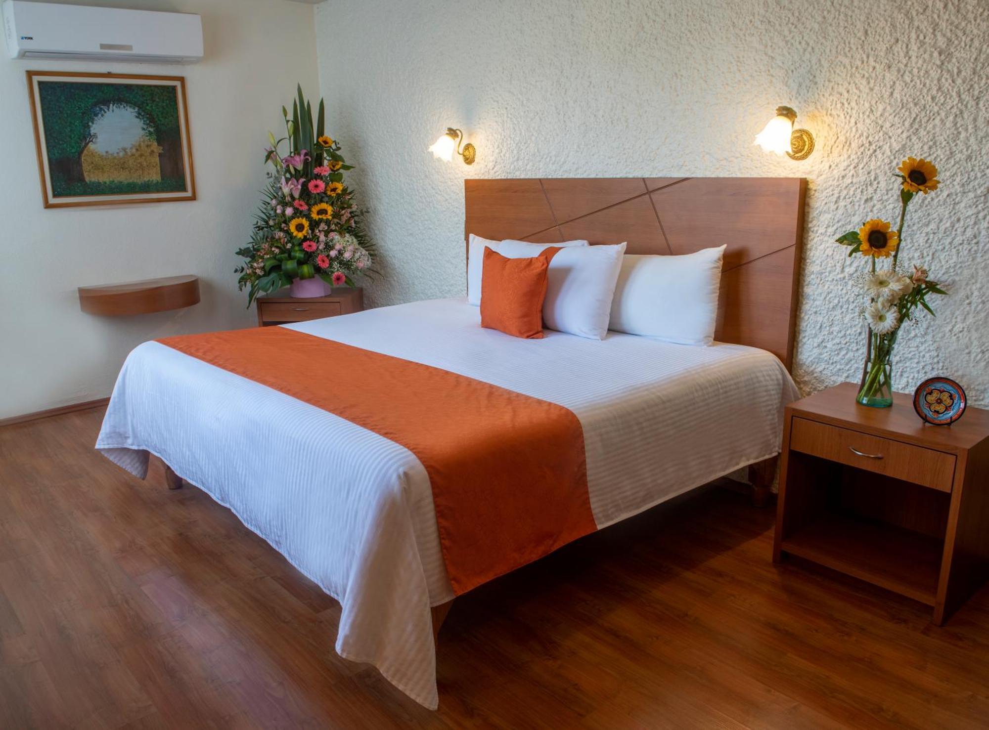 Del Angel, Hotel 3*