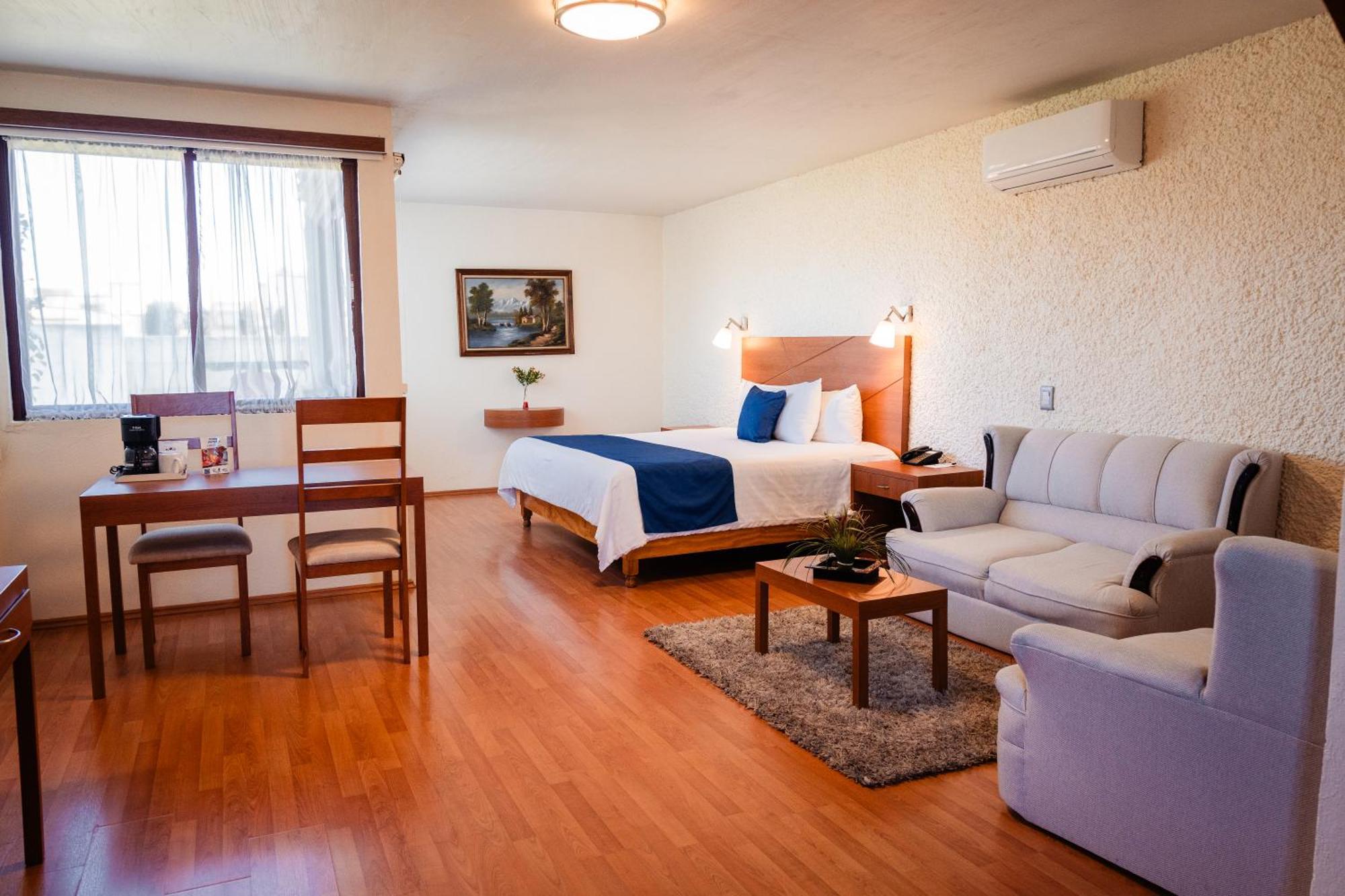 Del Angel, Hotel 3*
