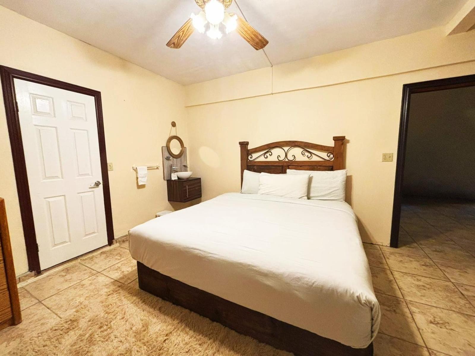 Selah Lodge *