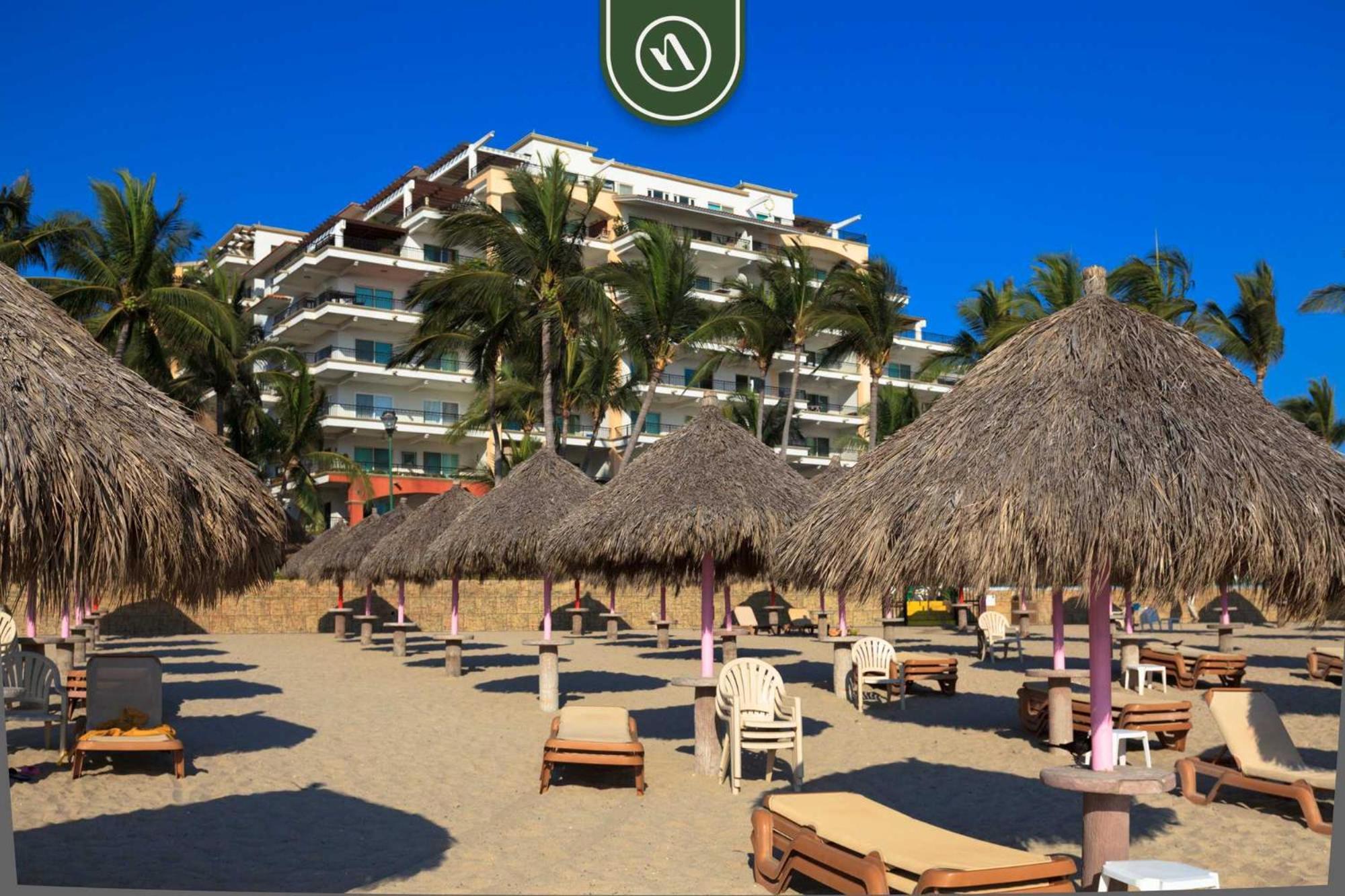 Apartment Cozy Beachfront - Club - Pools