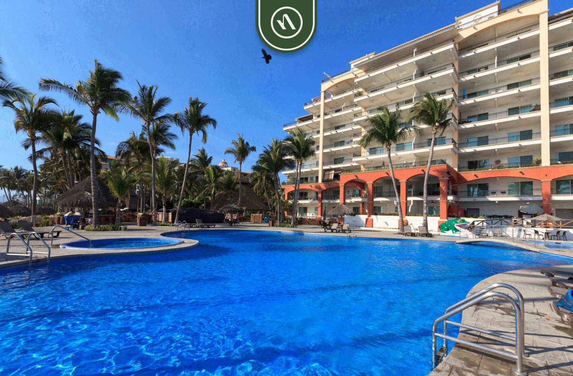 Cozy Beachfront - Club - Pools Apartment Nuevo Vallarta