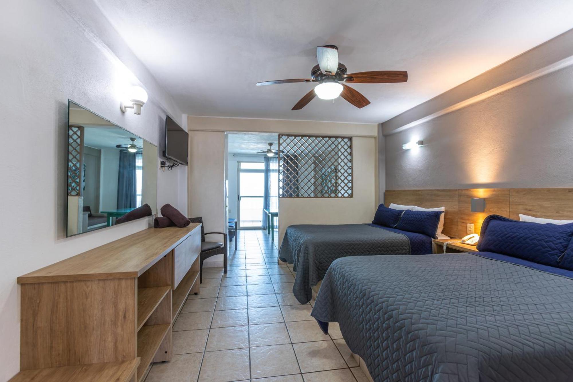 Torreblanca Beach Hotel And Suites Guayabitos - Desayuno Y Comida Incluido Hotel 4*