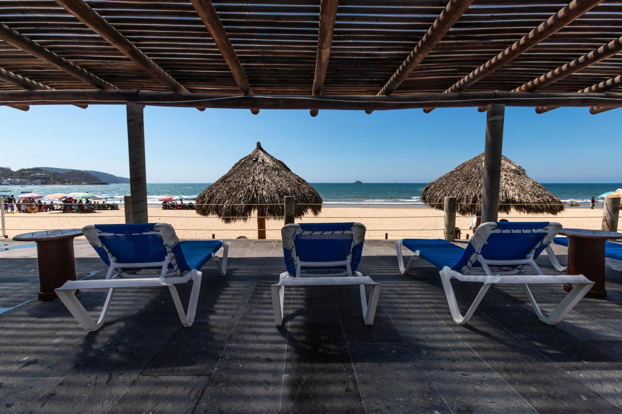 Hotel Torreblanca Beach Hotel And Suites Guayabitos - Desayuno Y Comida Incluido