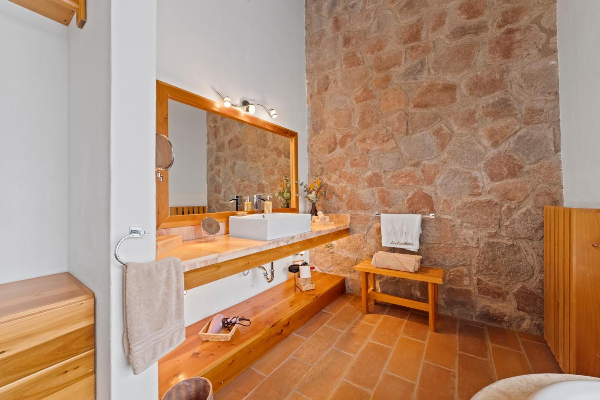 Lodge Eucaliptos Medicinal Zitacuaro