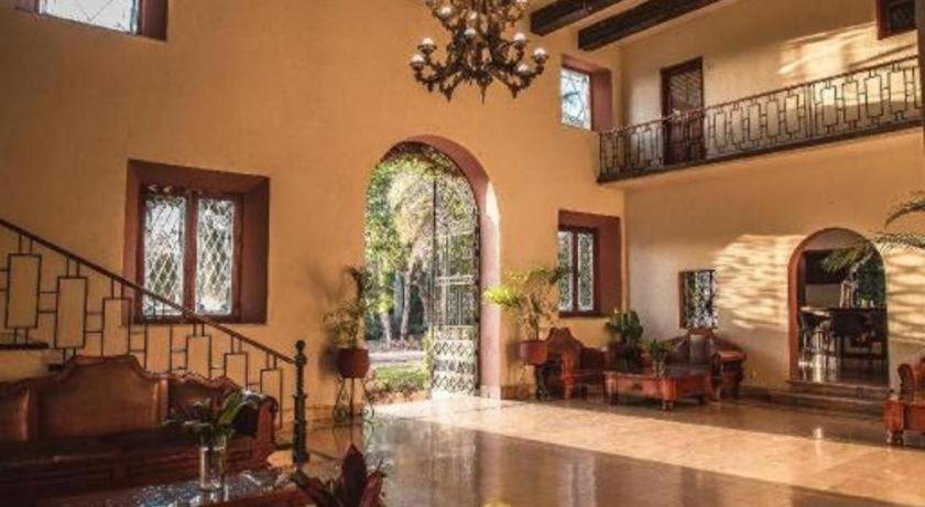 Mayaland & Hotel Chichen Itza