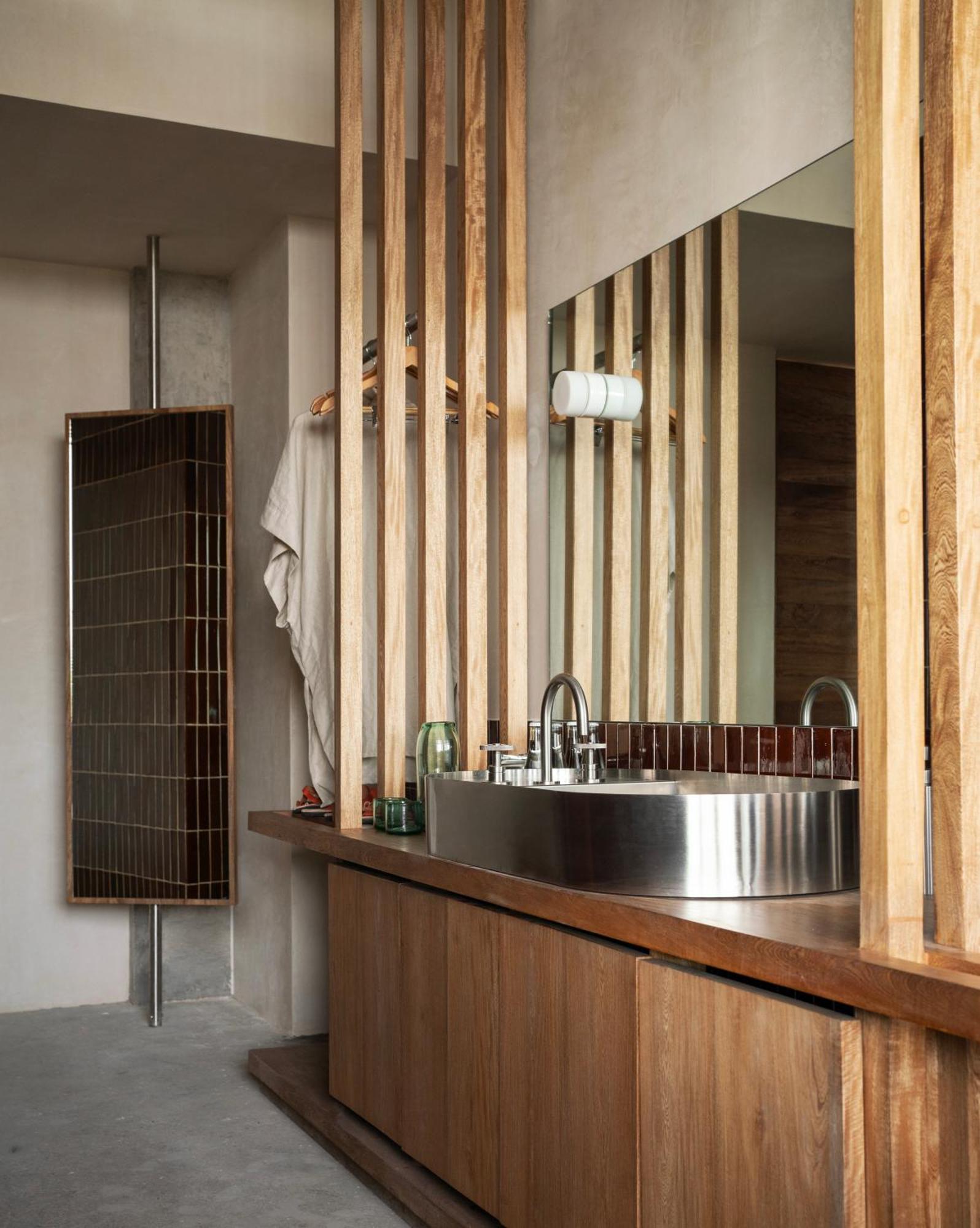 Humano, A Member Of Design 5*