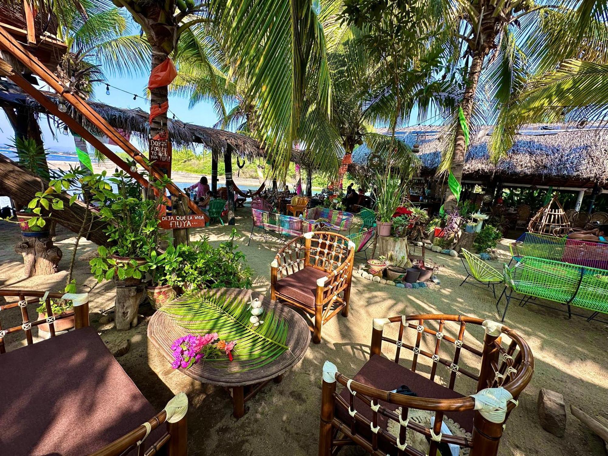 Jovita Y Pancho Saladita Resort La Majahua