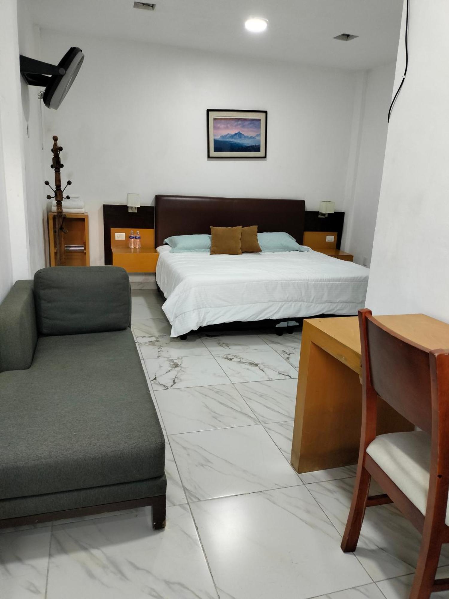 Hotel Club Campestre El Eden 4*