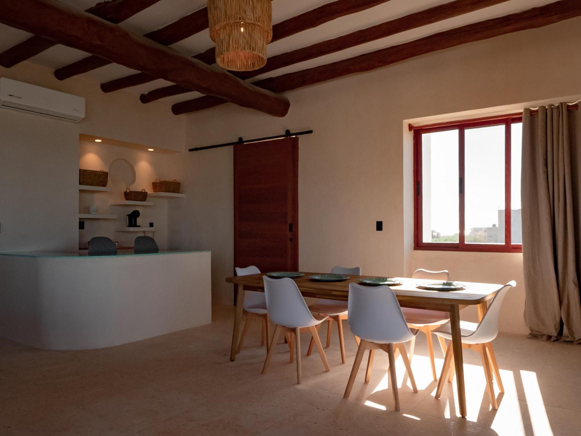 Front Boutique Dk House Hotel