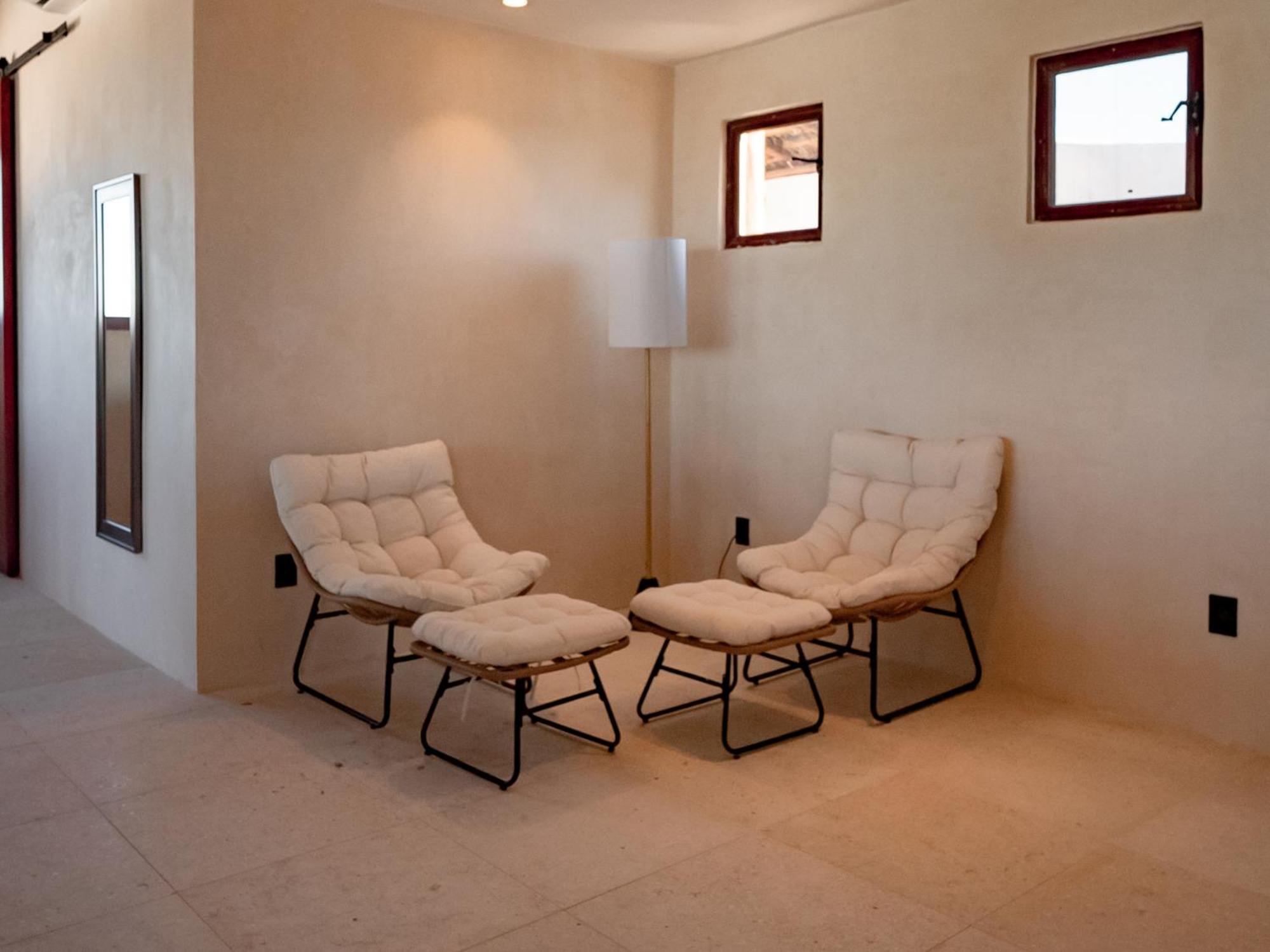 Hotel Front Boutique Dk House 4*