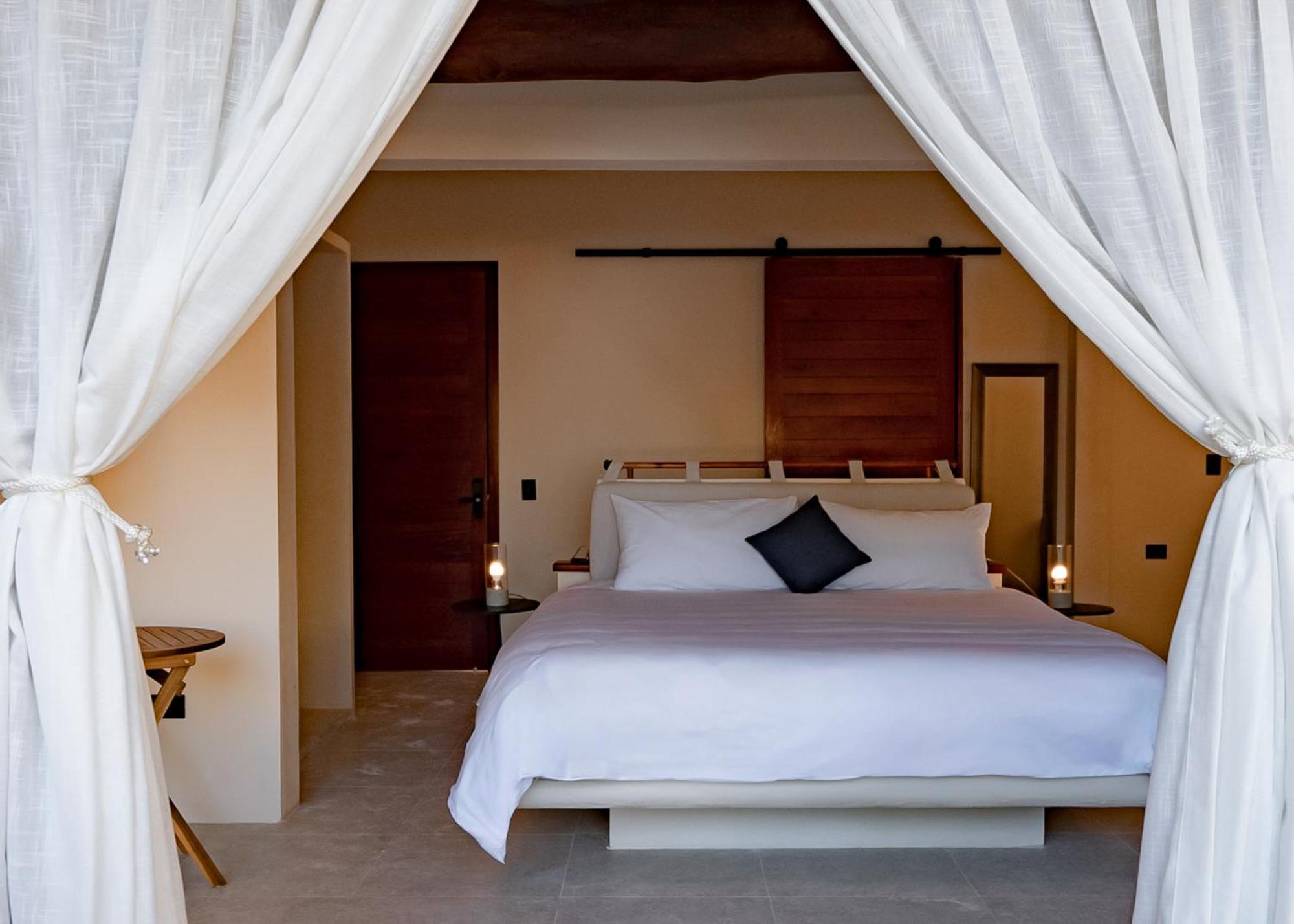 Hotel Front Boutique Dk House