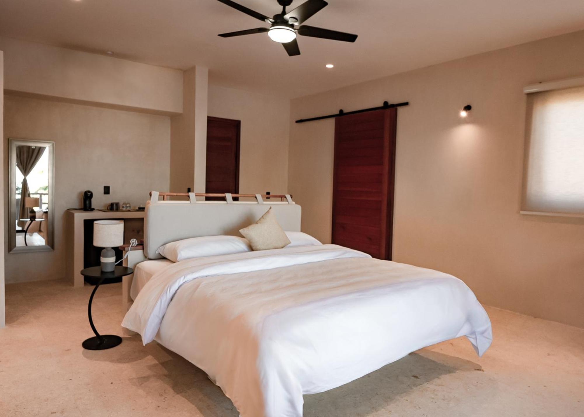 Front Boutique Dk House Hotel