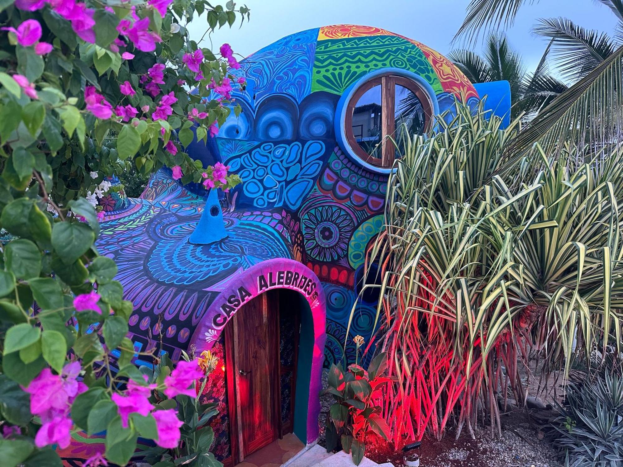 Hotel Beachfront Paradise Boutique - Casa Alebrijes Jacuzzi Suits Agua Blanca