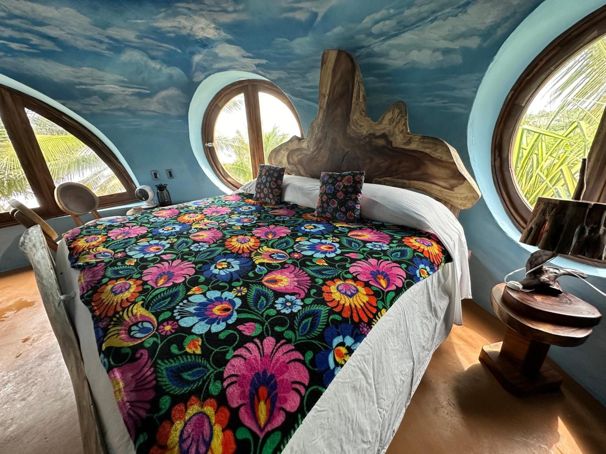Beachfront Paradise Boutique - Casa Alebrijes Jacuzzi Suits Agua Blanca