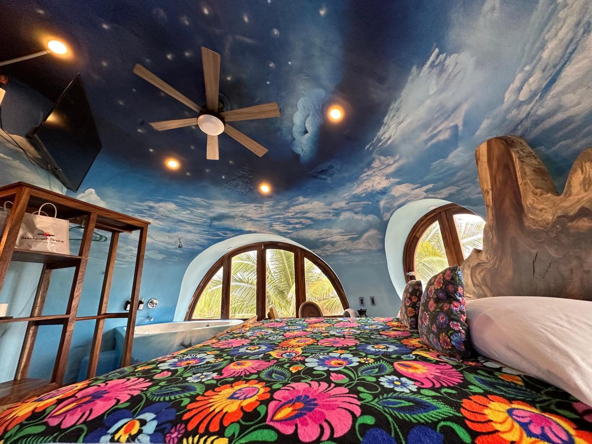 Beachfront Paradise Boutique - Casa Alebrijes Jacuzzi Suits Agua Blanca