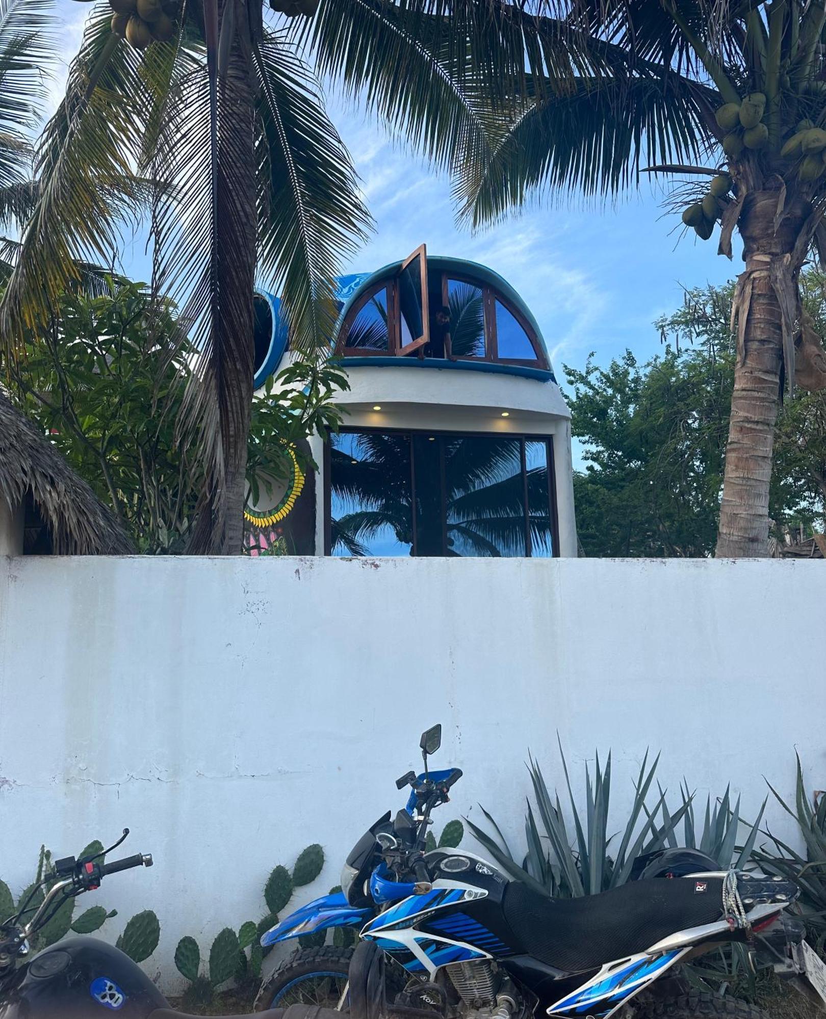 Beachfront Paradise Boutique - Casa Alebrijes Jacuzzi Hotel Agua Blanca