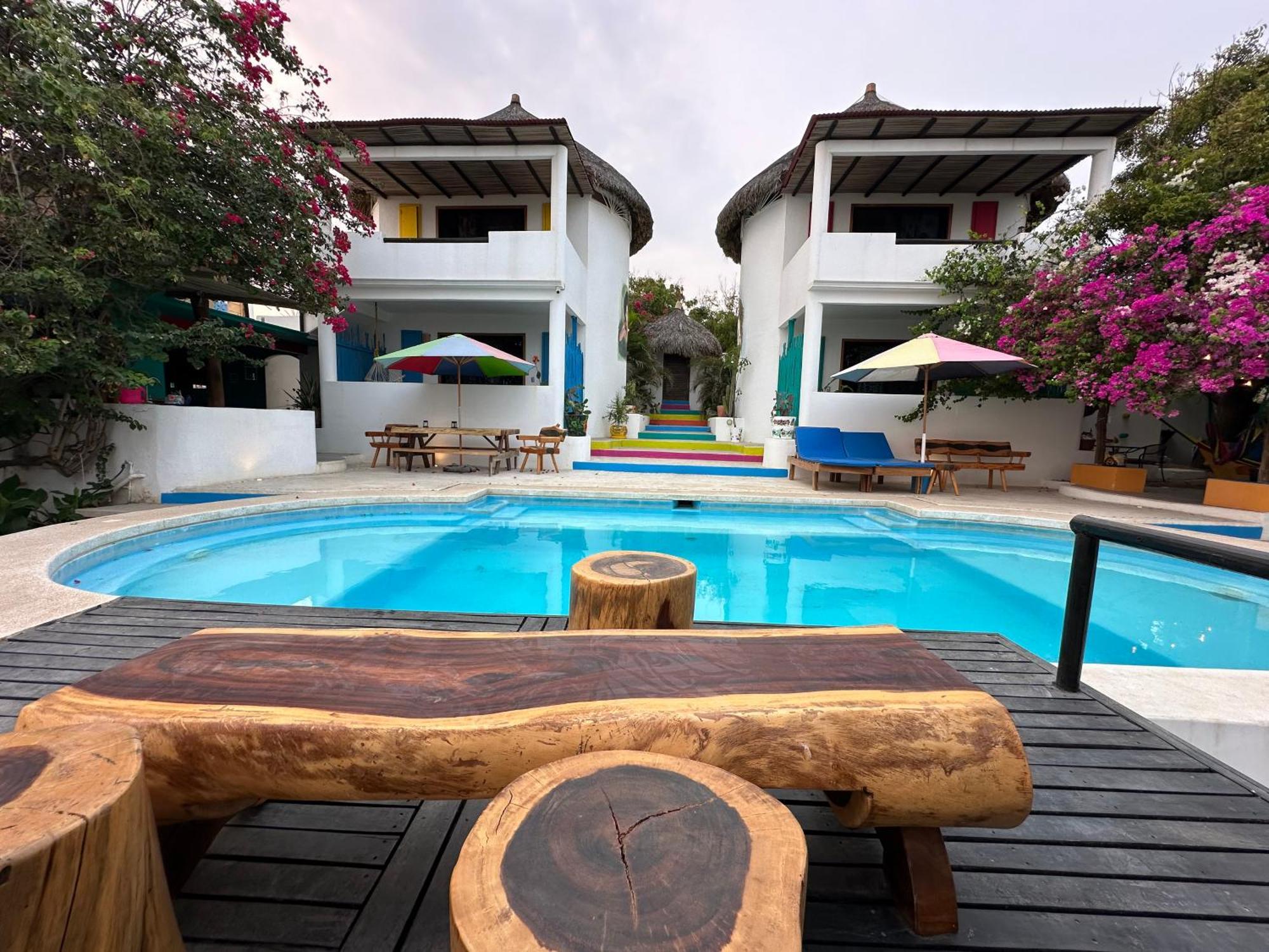 Hotel Beachfront Paradise Boutique - Casa Alebrijes Jacuzzi Suits 4*