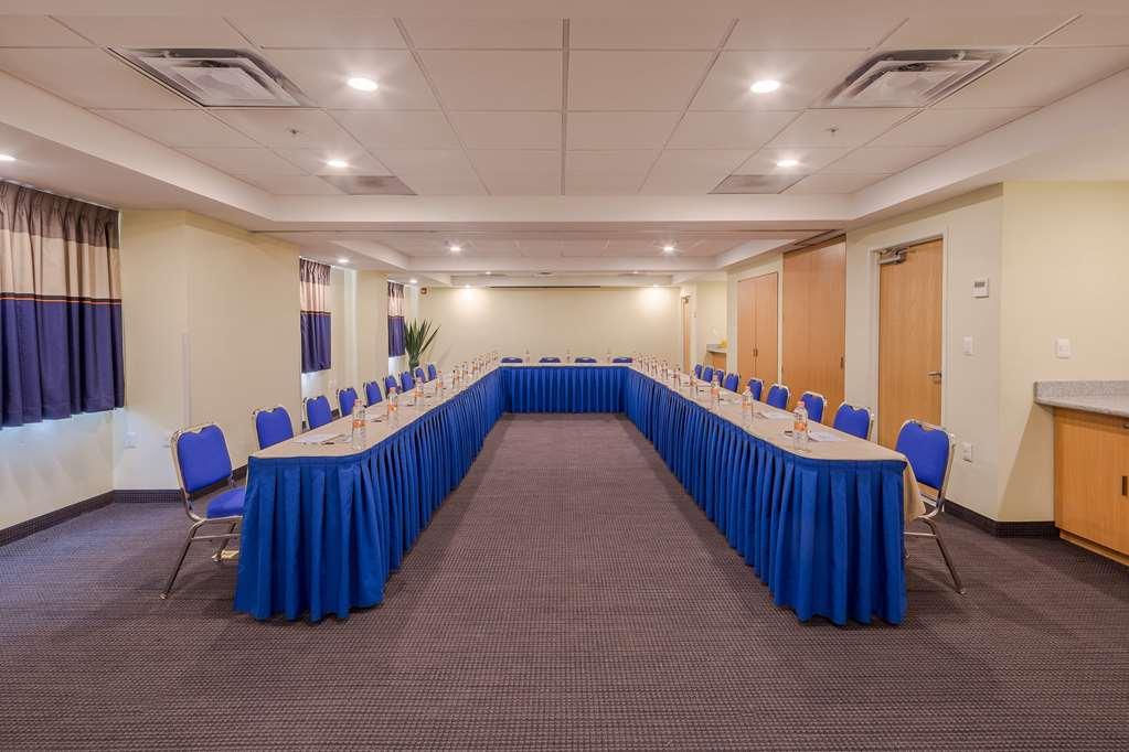 Microtel & By Wyndham Hotel Culiacan