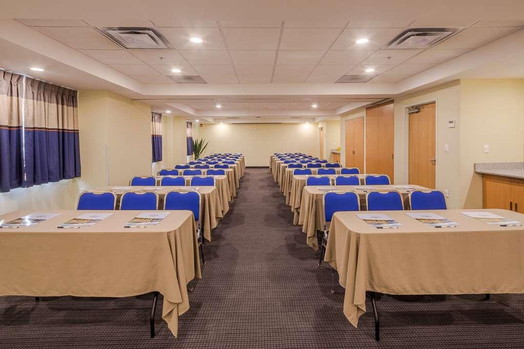 Microtel & By Wyndham 3* Culiacan