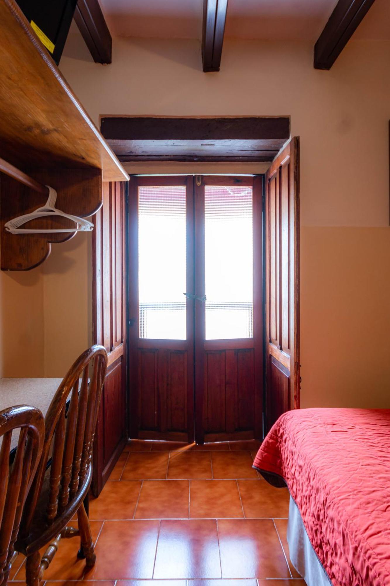 Hotel El Carmen, 3*