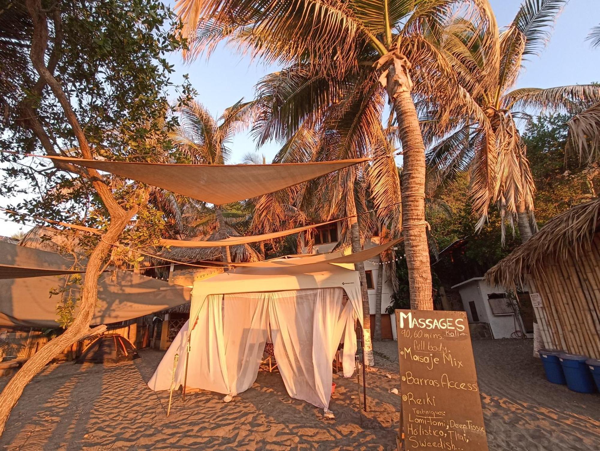 Inn Punta Sur, Frente Al Mar Y El Atardecer