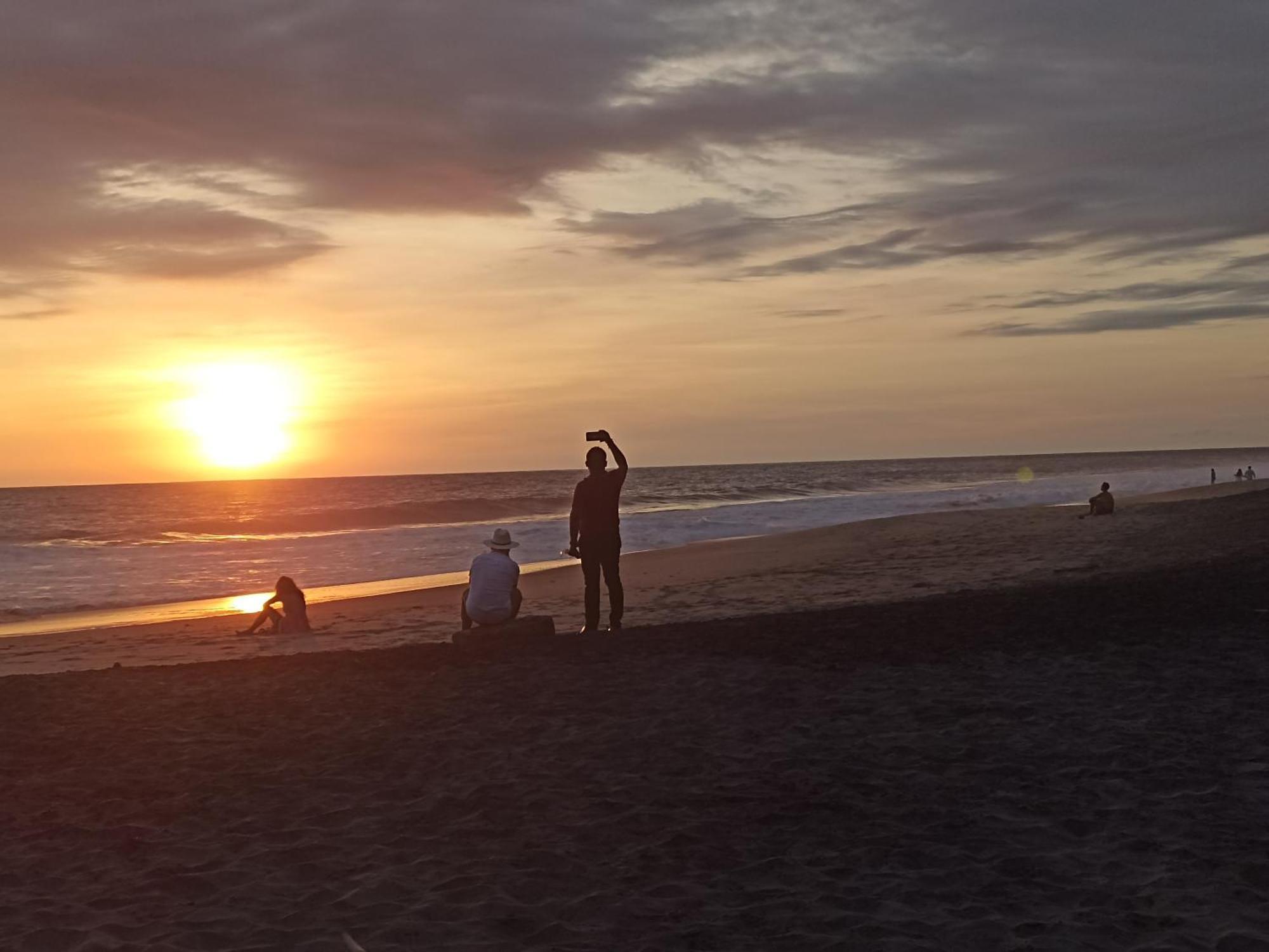 Punta Sur, Frente Al Mar Y El Atardecer Inn *