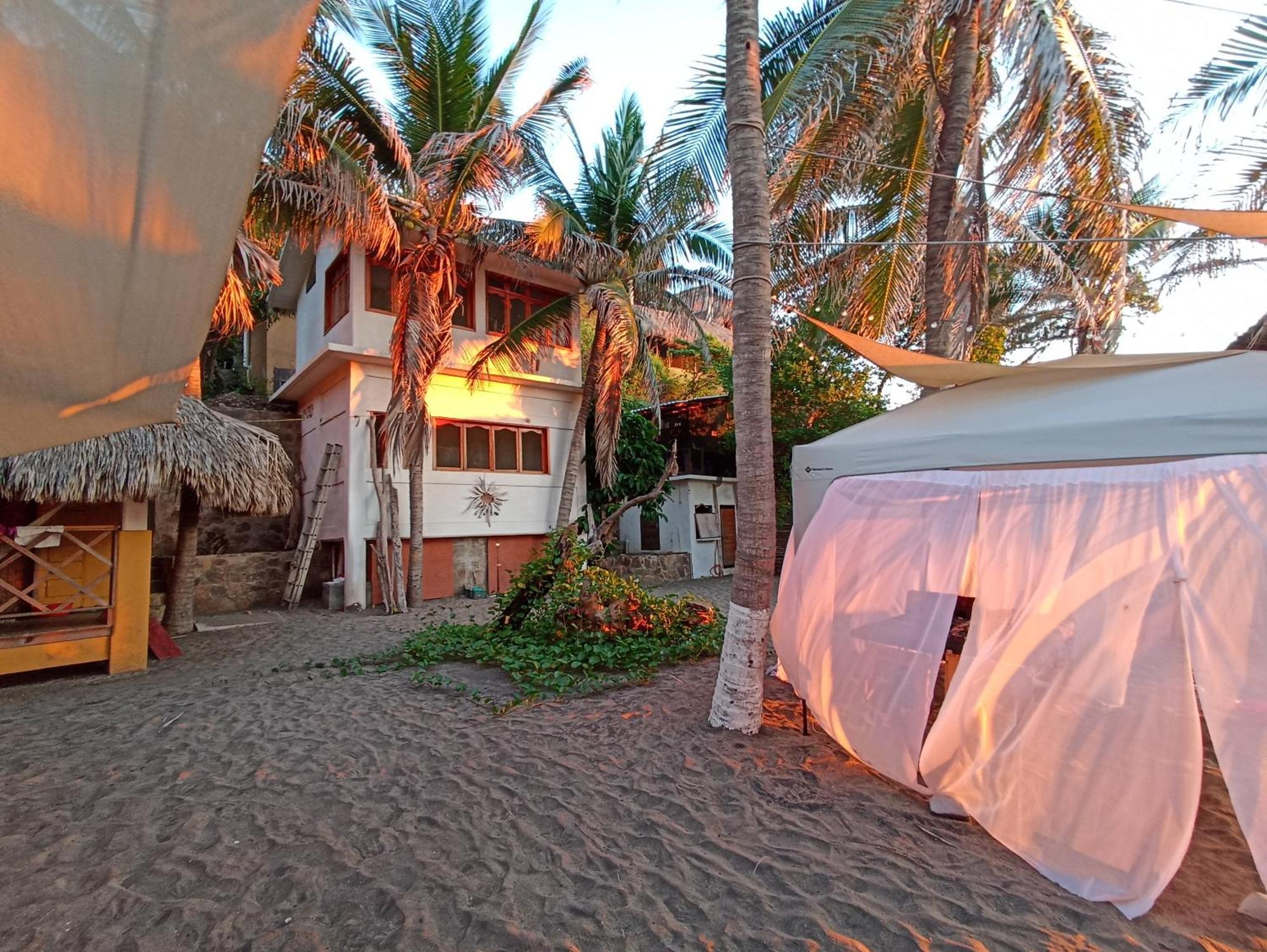 Inn Punta Sur, Frente Al Mar Y El Atardecer Mazunte
