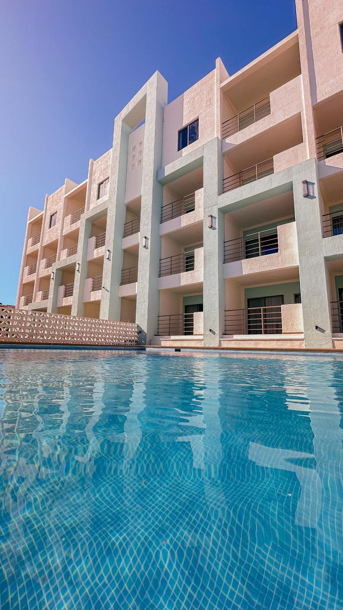 Costa Elegante & Hotel 3*