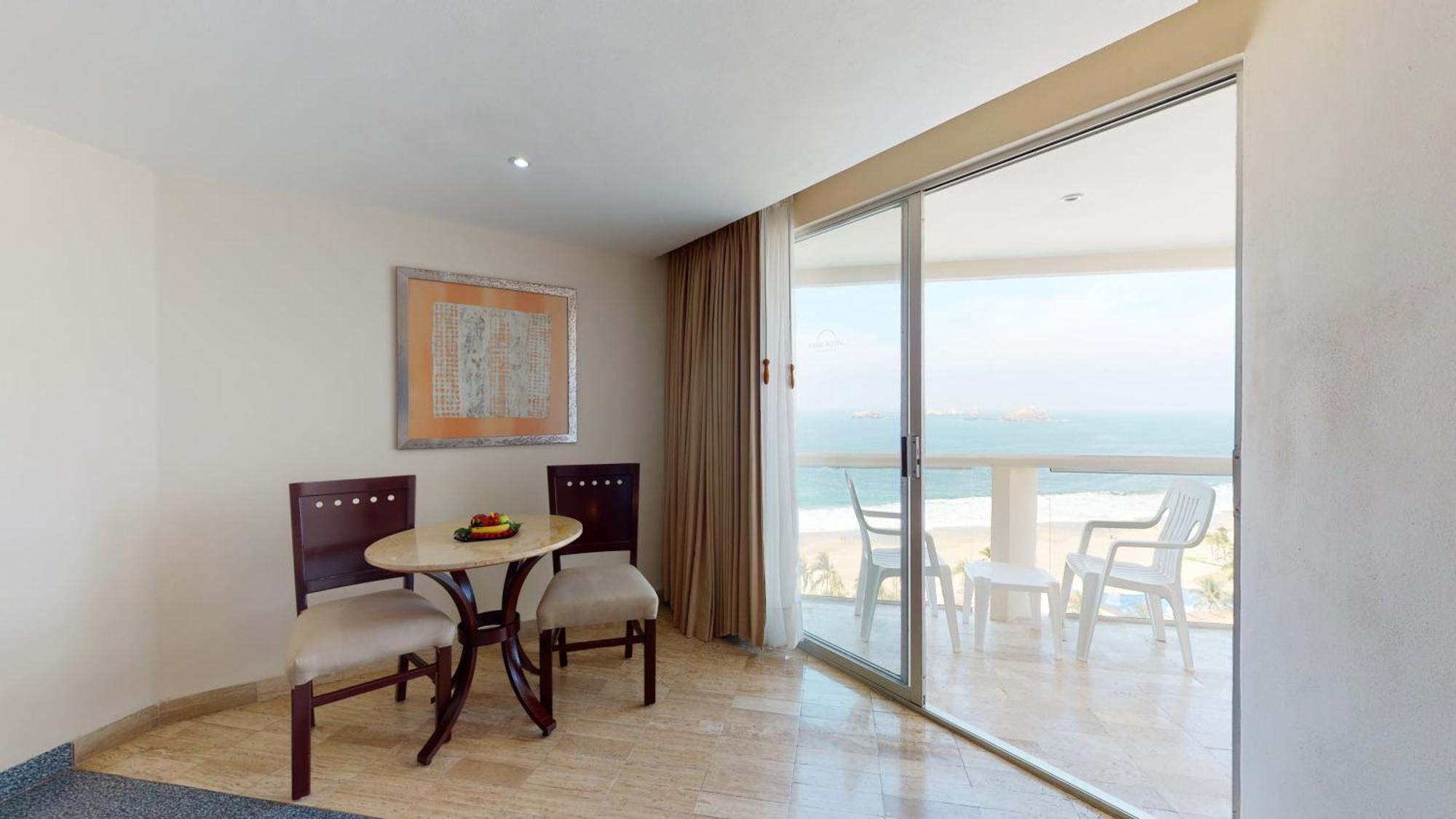 Park Royal Ixtapa Resort