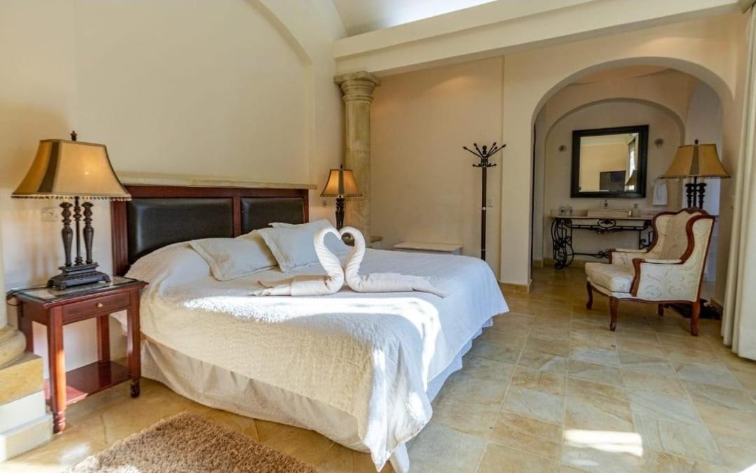 Centenario Arroyitos Hotel 3*