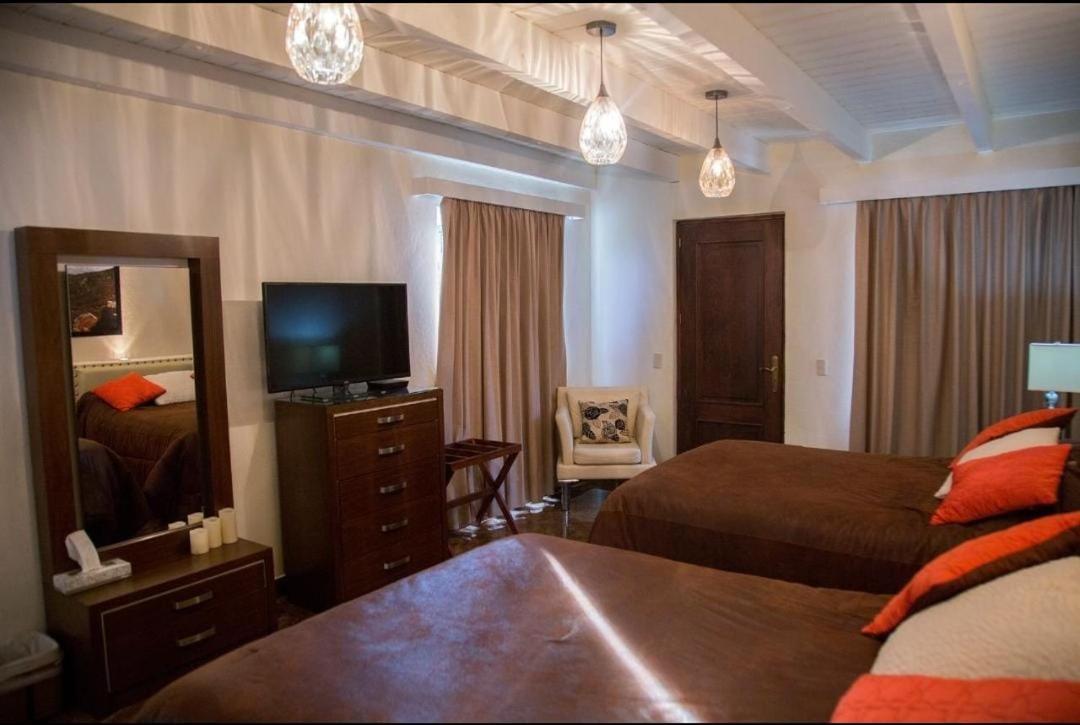 Hotel Centenario Arroyitos